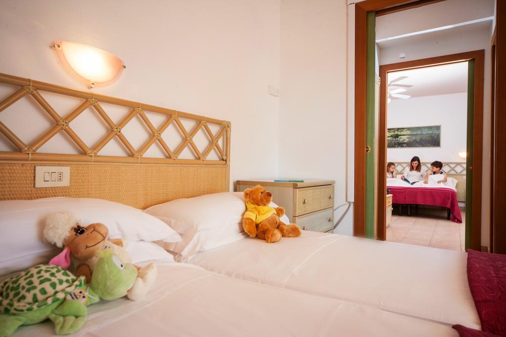 Hotel Doge Alba Adriatica Zimmer foto