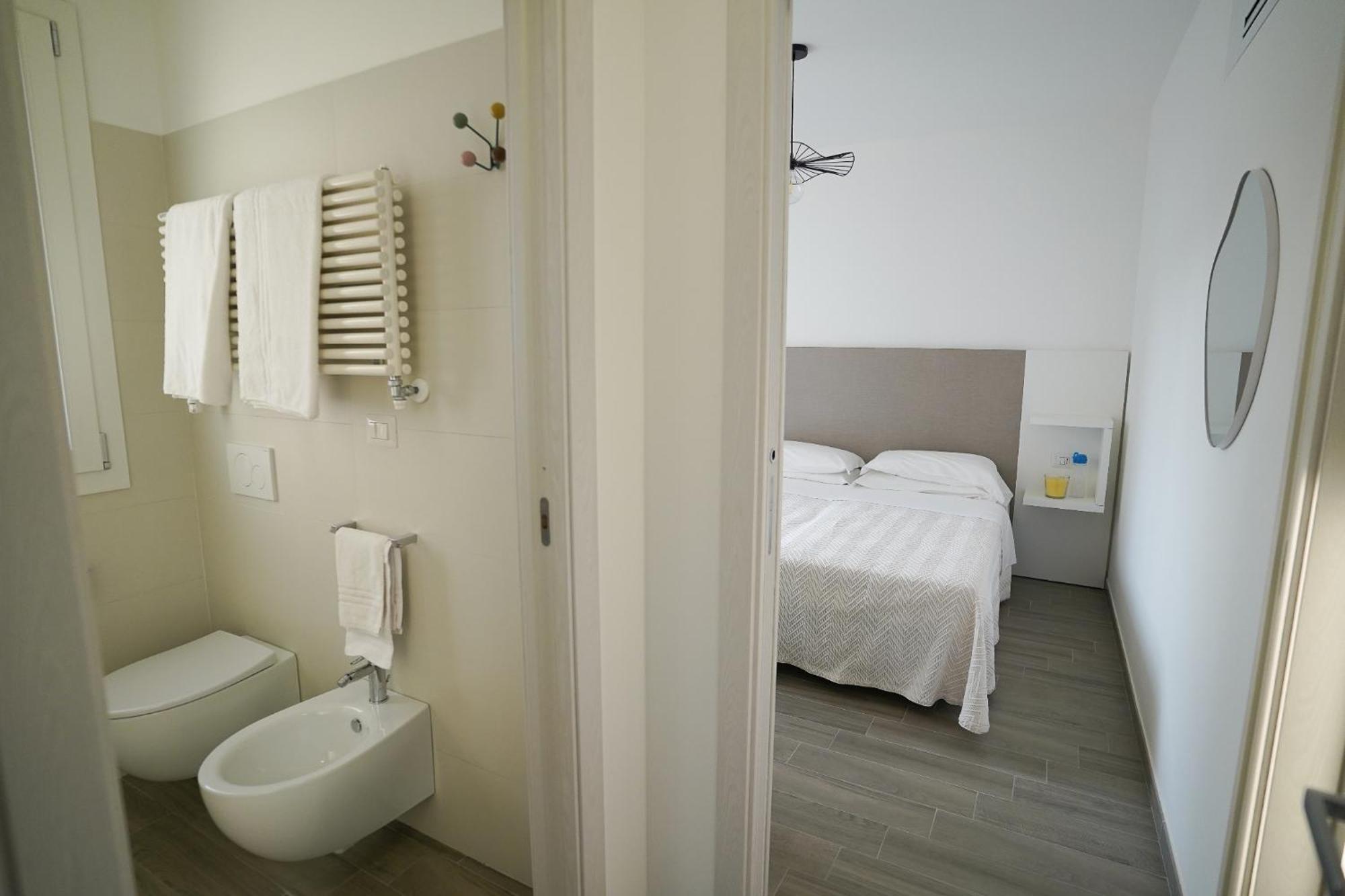 Hotel Doge Alba Adriatica Exterior foto